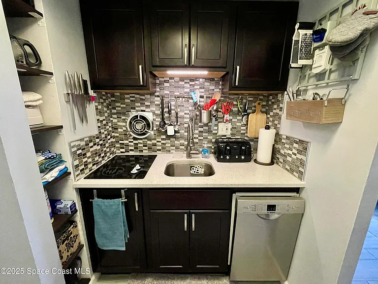 3190 N Atlantic Ave #105 — Photo 9