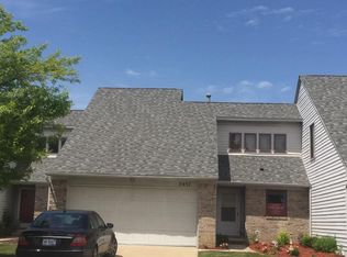 5457 Country Club Ln, Grand Blanc, MI 48439