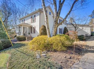 589 Montana Rd, Phillipsburg, NJ 08865