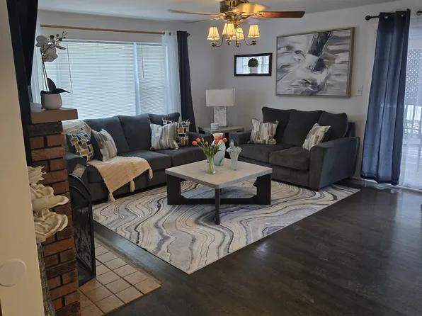 3220 Shannon Rd, Erie, PA 16510