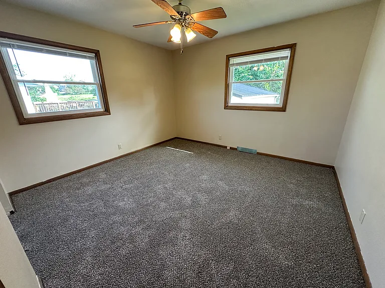 4200 Midway Dr NW — Photo 11