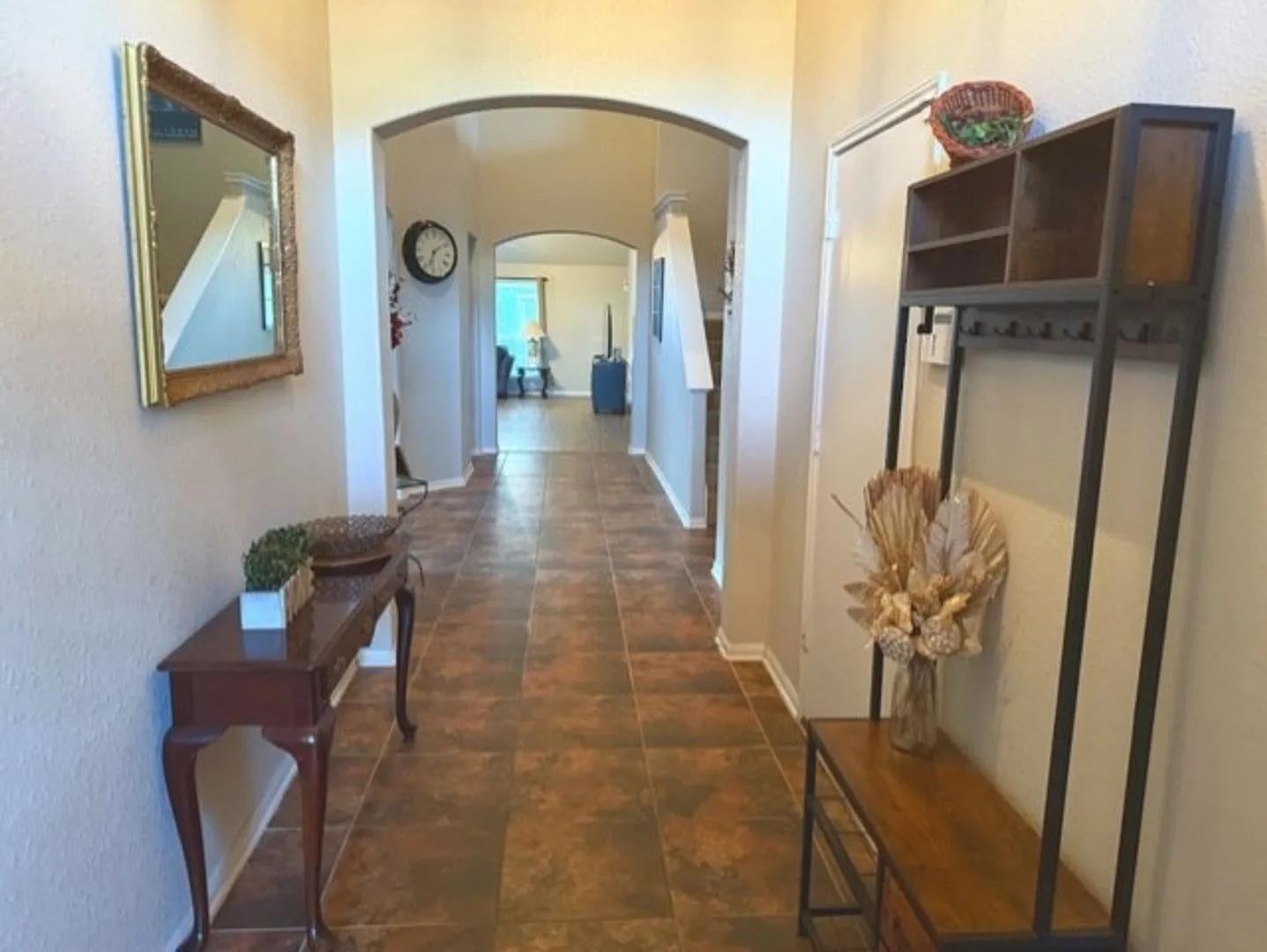 Spacious 4BR House in Houston — Photo 3