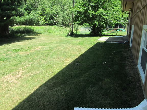 4th image of 4633 Vista Dr