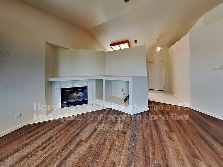 8453 Mockenhaupt Ct — Photo 2