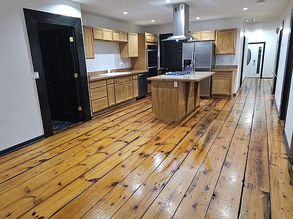 5th image of 4410 Kolze Ave