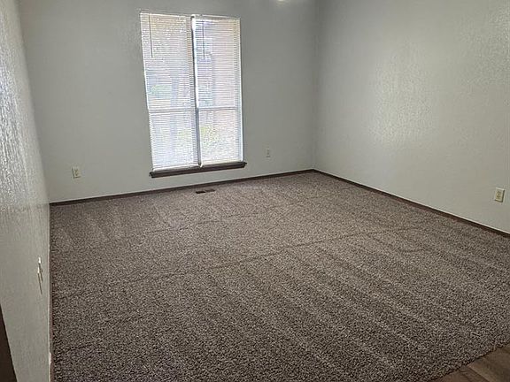 5th image of 10501 Cecilia Dr