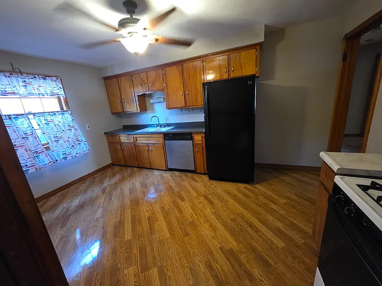 18709 Chagrin Blvd #2 — Photo 9