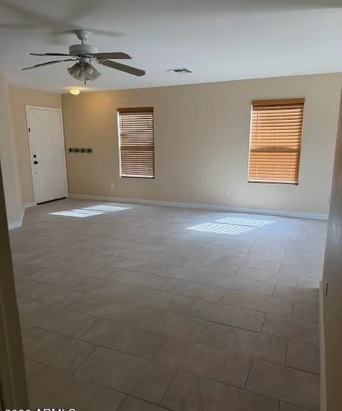 1006 S Slater Cir — Photo 4