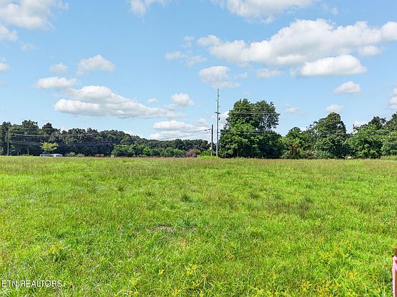 5th image of 2 Pigeon Ridge Rd