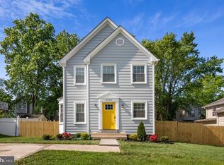 8325 Electric Ave, Vienna, VA 22182