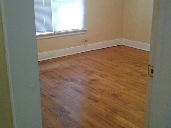 5th image of 706 1/2 S 7th Ave