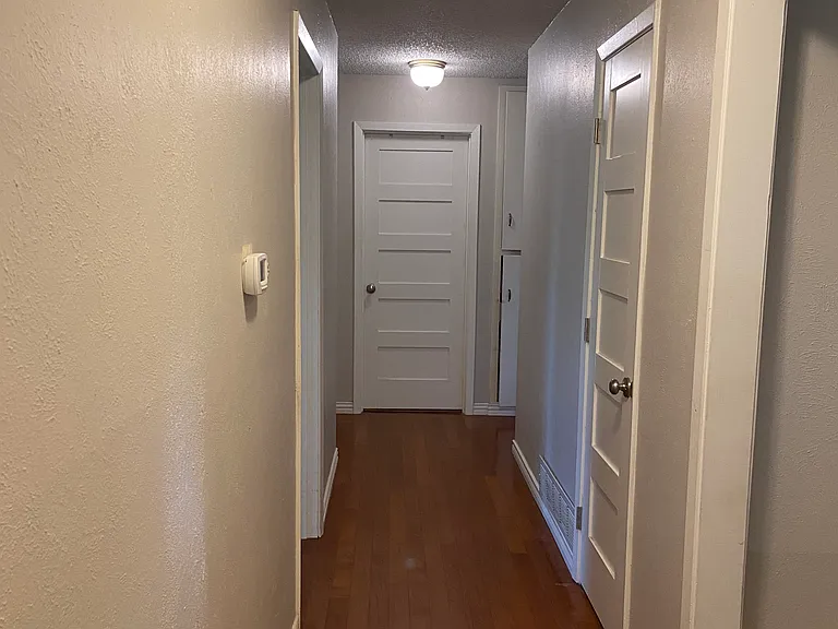 617 Loch Ln — Photo 16