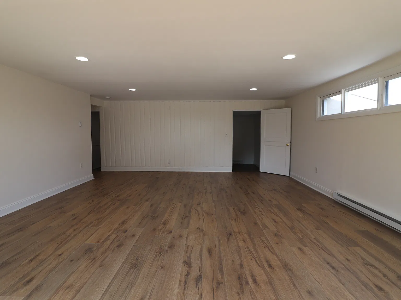1 bed, 1040 sqft, $2,200 — Photo 4