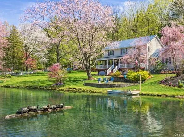 1285 Lakes Road, Monroe, NY 10950