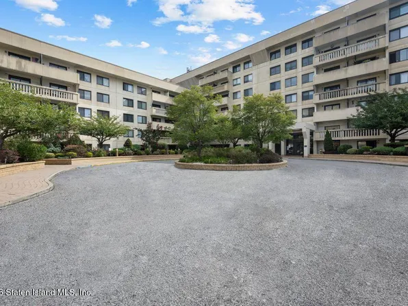 11 Windham Loop APT 2EE, Staten Island, NY 10314