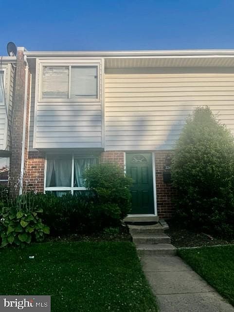 1st image of 2215 Chamblee Pl