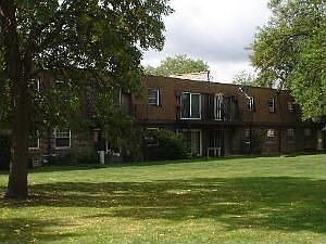 5th image of 18W140 Suffield Ct 212 #212