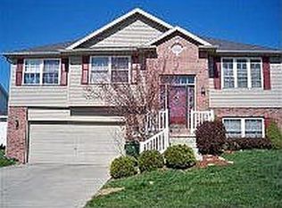 6520 Cascade Dr, Lincoln, NE 68504