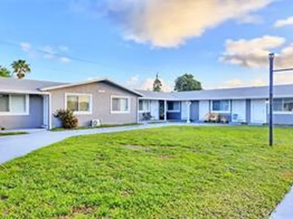 7421 Venetian St APT 8, Hollywood, FL 33023