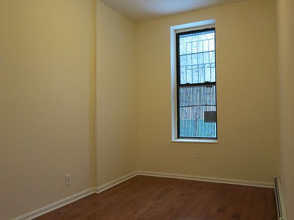 3rd image of 203 Kosciusko St APT 1