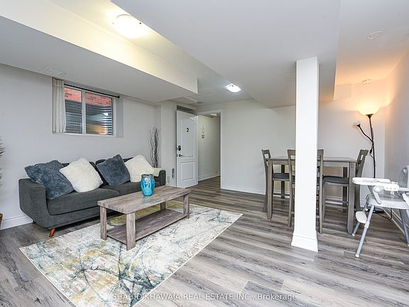 5th image of 5365 Fallingbrook Dr #Basement