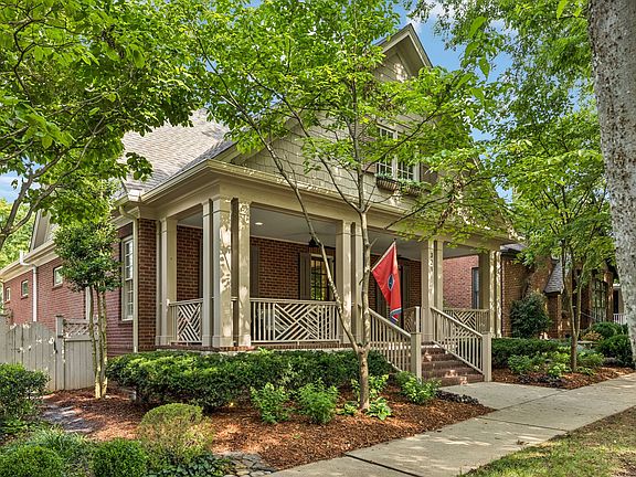 3rd image of 321 Starling Ln