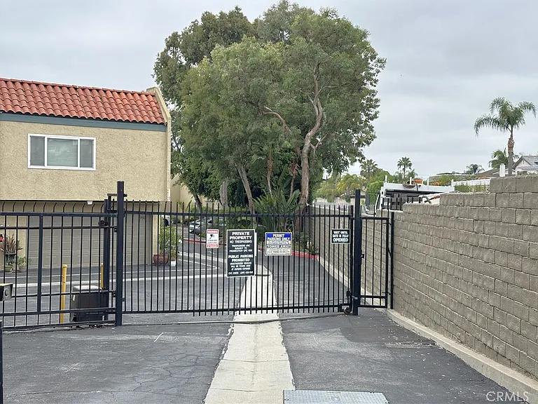 938 Palo Verde Ave — Photo 43