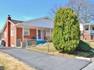 128 Yawmeter Dr, Middle River, MD 21220