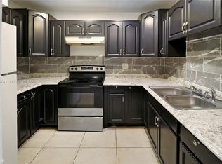 Sunrise Towne Preferred, Fort Lauderdale, FL 33313