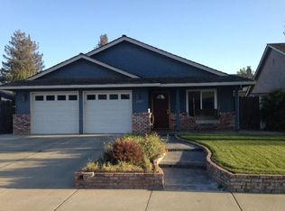 1664 Davis St, Ripon, CA 95366
