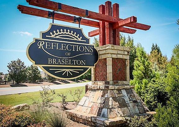 Highly Acclaimed Neighborhoo