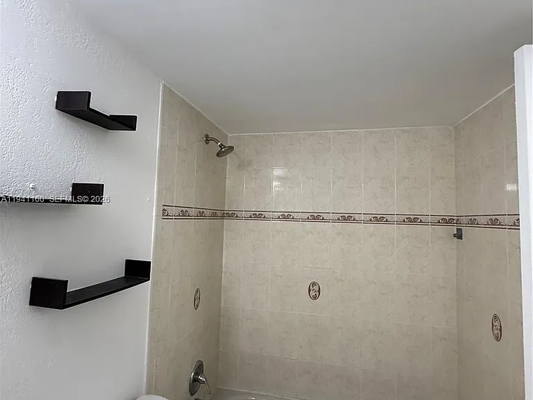 1801 S Treasure Dr #212A — Photo 8