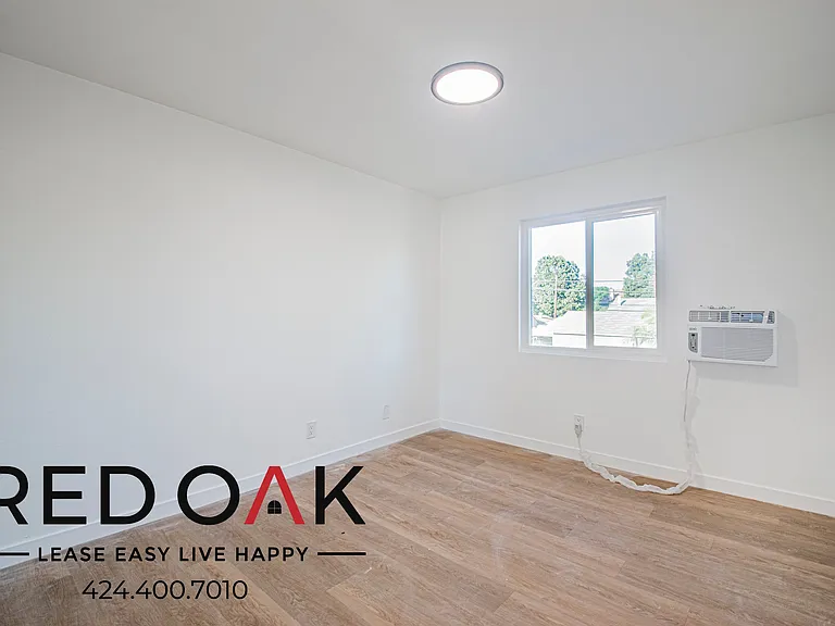 11051 Barnwall St #10 — Photo 13