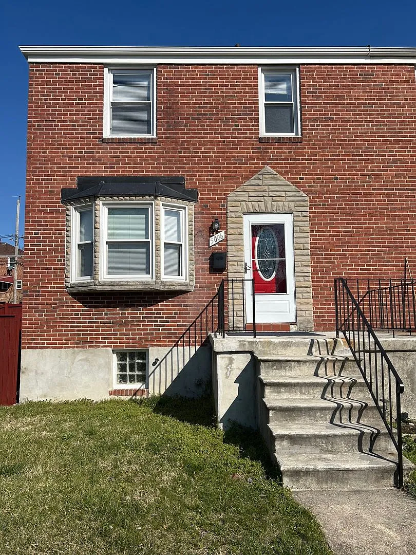 Baltimore - 3 bedrooms and 1 baths Available! — Photo 1