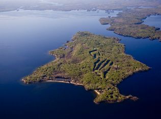 67 Paddock Ln #904, Raymond, ME 04071