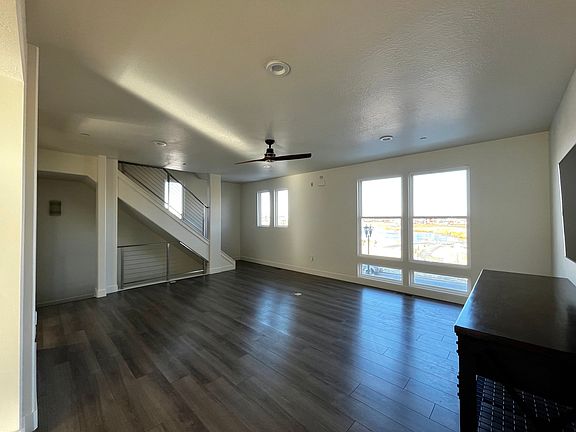 4th image of 4507 W Daybreak Pkwy