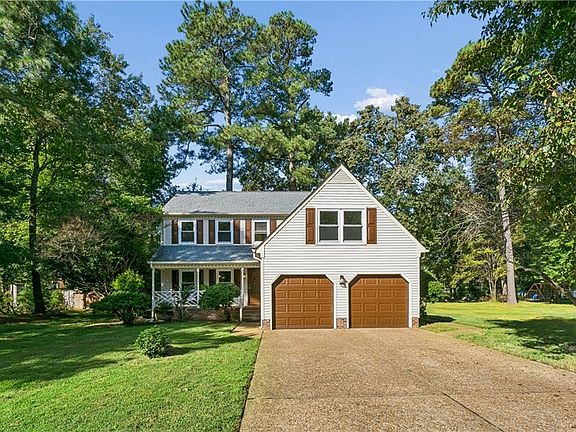 2nd image of 403 Gaines Way