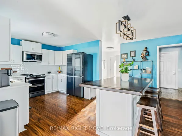 35 Cedar Bay Rd, Kawartha Lakes, ON L0K 1B0