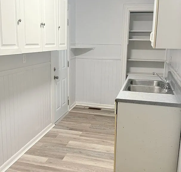 24 Pierce Ave #1 — Photo 6