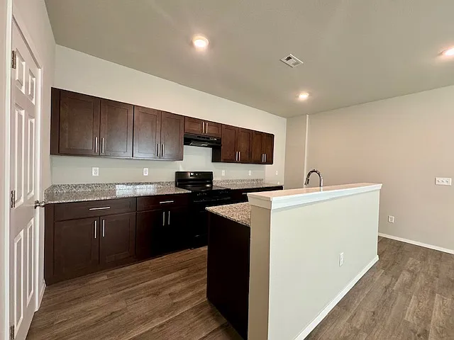 3079 S Saline Aly — Photo 7