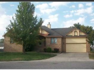 2733 N Beacon Hill Ct, Wichita, KS 67220