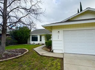 1575 Fresia Way, Redding, CA 96003