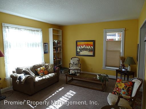 4th image of 2314 Harney St