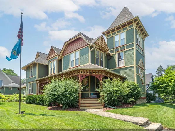 205 State St, Ripon, WI 54971