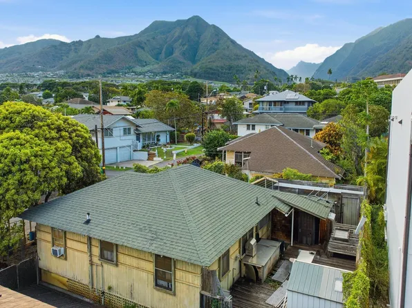 1972 Kalawi Pl, Wailuku, HI 96793