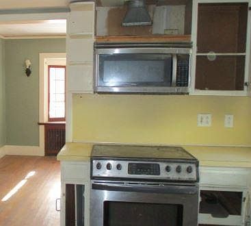 2nd image of 203 S Glen Ave