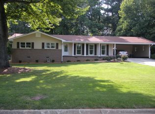 563 Midland Park Dr, Stone Mountain, GA 30087