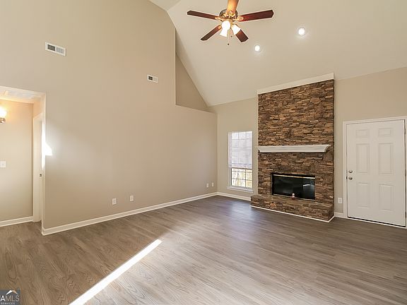 5th image of 7815 Big Ben Ct