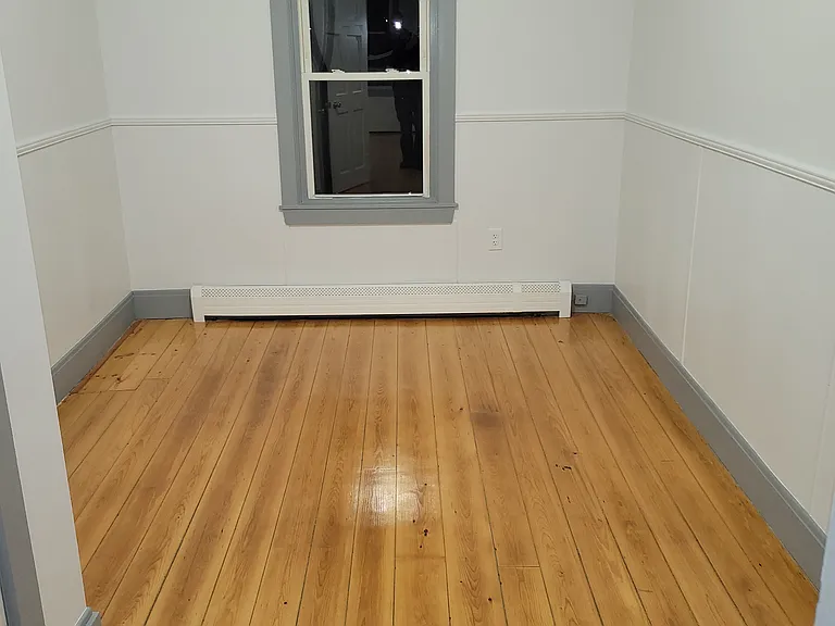 473 Main St — Photo 15