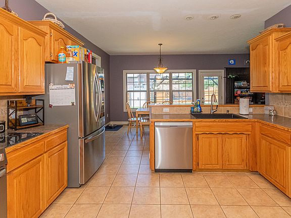 5th image of 78 Remington Drive